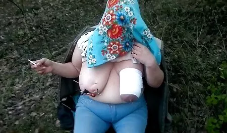 Busty indian entspan ...
